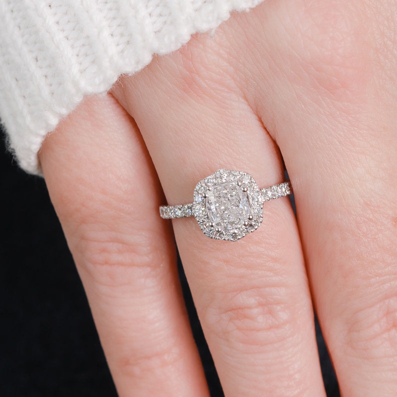 1.50 CT Cushion Halo F/VS1 Diamond Engagement Ring